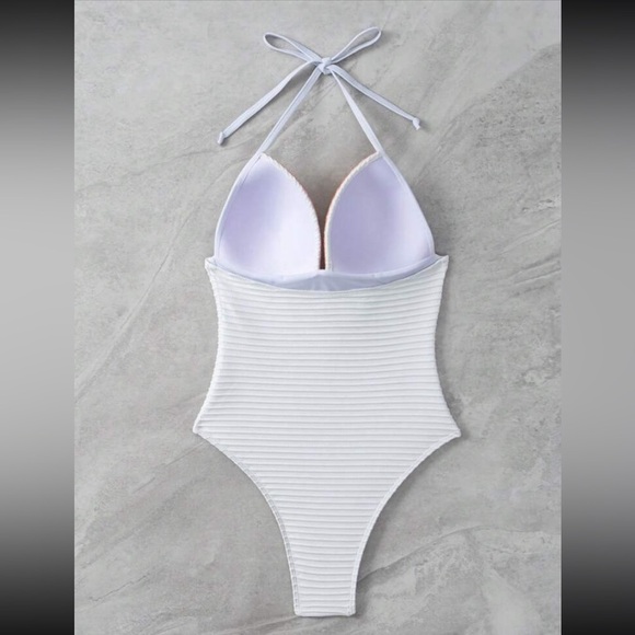 πΈ One piece tribal theme, textured, bathing suit - Picture 5 of 9